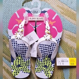 NWT Set Of 2 Aloha Island Embellished Flip Flop Sandals (Size 9)